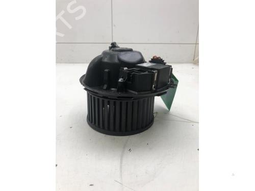 Used Heater blower motor VW GOLF VI (5K1) 1.4 TSI (122 hp) 20711298