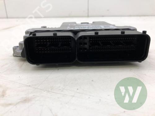 Used Engine control unit (ECU) Engine control unit (ECU) SUZUKI VITARA (LY) 1.4 Hybrid (Mild Hybrid) AllGrip (APK414) (129 hp) 32853409 32853409