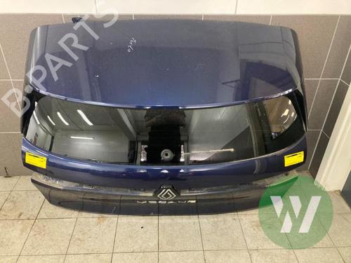 tampa-da-mala-renault-megane-e-tech-suv-2021-39915864 main image
