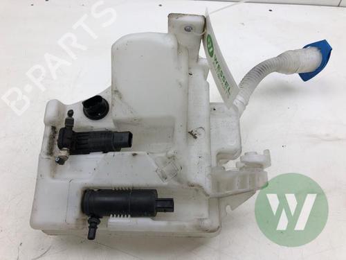 Used Windscreen washer tank Windscreen washer tank AUDI A1 (8X1, 8XK) 1.4 TFSI (122 hp) 40027600 40027600