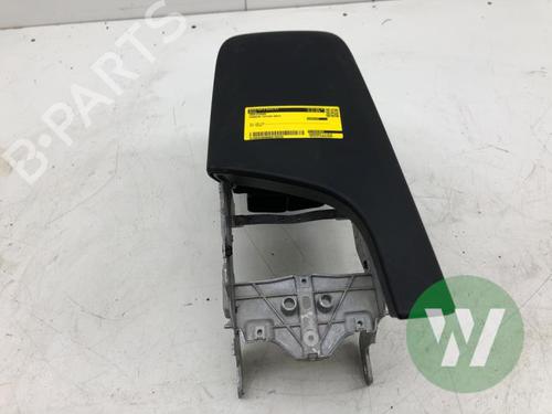 Used Armrest / Center console Armrest / Center console PORSCHE TAYCAN (Y1A) 4S Performance Battery Plus (Y1ADB1) (571 hp) 39914866 39914866