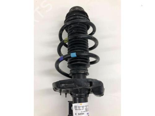 Used Right front shock absorber KIA STONIC (YB) 1.0 T-GDi (120 hp) 26945660