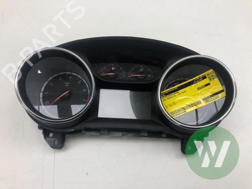 Display für OPEL ASTRA K (B16) 1.4 Turbo (68) (150 hp) 31718698