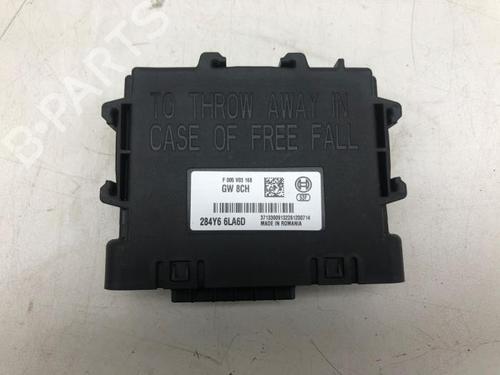 Used Control unit RENAULT ZOE Hatchback Van (BFM_) Electric (BFMF) (109 hp) 30523122