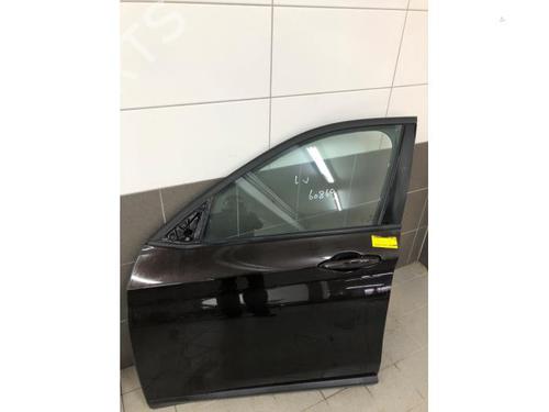 Used Left front door BMW X1 (F48) sDrive 20 i (192 hp) 30292095