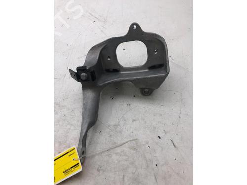 Used Gearbox mount MERCEDES-BENZ EQV (W447) EQV 300 (447813, 447815) (204 hp) 14906284