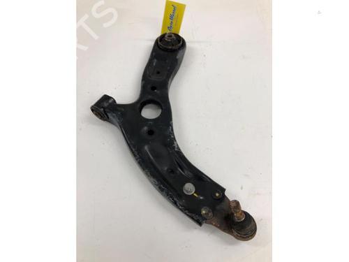 Used Right front suspension arm KIA CARENS IV 1.6 GDi (135 hp) 30054442