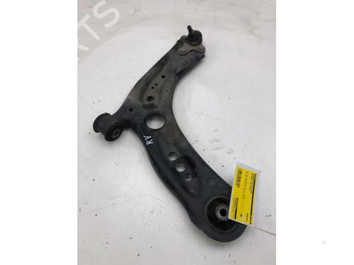 Used Right front suspension arm VW GOLF VII (5G1, BQ1, BE1, BE2) 1.4 TSI (150 hp) 20153598