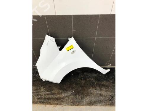 Used Left front fenders NISSAN NV200 Van 1.5 dCi 90 (M20, M20N, M20M) (90 hp) 30126478
