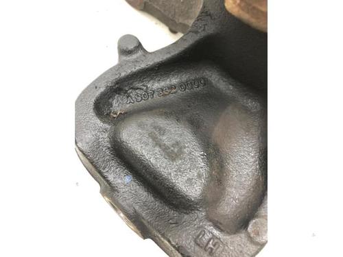 Left front steering knuckle MERCEDES-BENZ SPRINTER 3,5-t Van (B907, B910) 317 CDI RWD (907.631, 907.633, 907.635, 907.637) | BP29309700M25