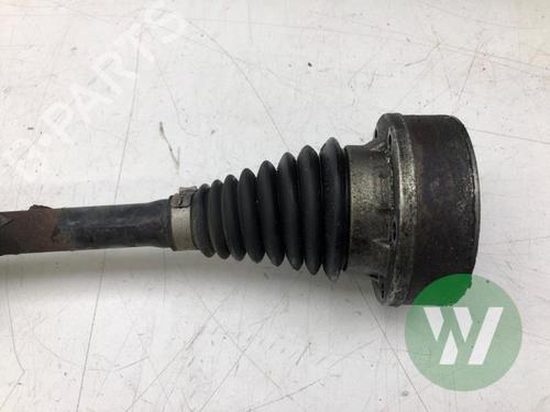 Used Left front driveshaft Left front driveshaft VW POLO V (6R1, 6C1) 1.4 TDI (90 hp) 33906819 33906819
