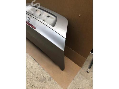 Used Tailgate MERCEDES-BENZ E-CLASS (W211) E 220 CDI (211.006) (150 hp) 23534900