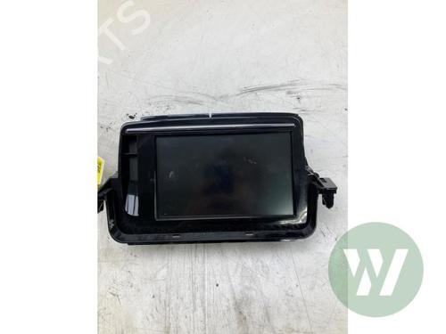 Used Electronic module Electronic module RENAULT MEGANE III Grandtour (KZ0/1) 1.5 dCi (KZ09, KZ0D, KZ1G, KZ29, KZ14, KZ1W, KZ10, KZ1F,... (110 hp) 40197470 40197470