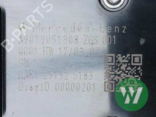Used Switch Switch MERCEDES-BENZ SPRINTER 3,5-t Tourer Bus (B907) 319 CDI (907.733, 907.735) (190 hp) 39916000 39916000