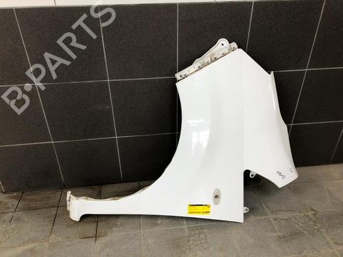 Used Left front fenders NISSAN NV200 Van 1.5 dCi 90 (M20, M20N, M20M) (90 hp) 29930357