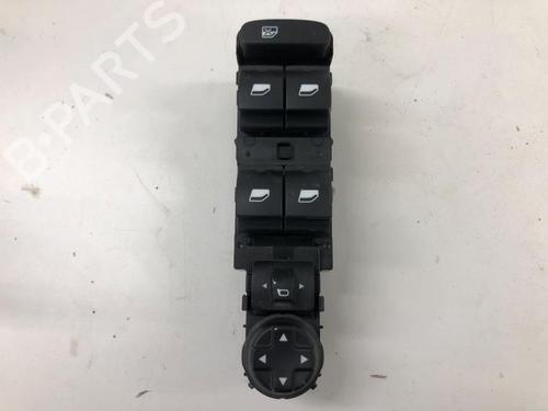 Used Switch OPEL CROSSLAND X / CROSSLAND (P17, P2QO) 1.2 (75) (110 hp) 29122014