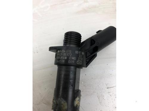 Injector MERCEDES-BENZ VITO Van (W447) 114 CDI (447.601, 447.603, 447.605) | BP19123147M100 