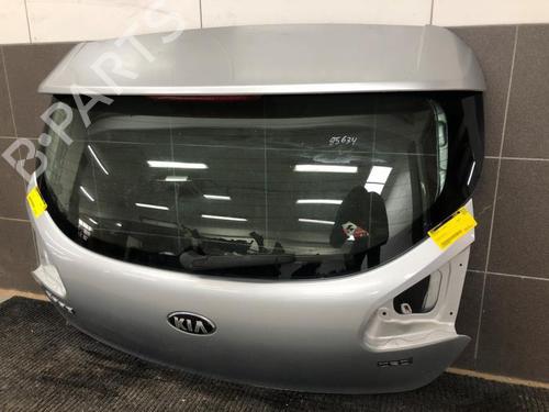 Bakluke CC/Kombi-Kupé KIA CEE'D (JD) 1.4 CRDi 90 | BP29851731C6 