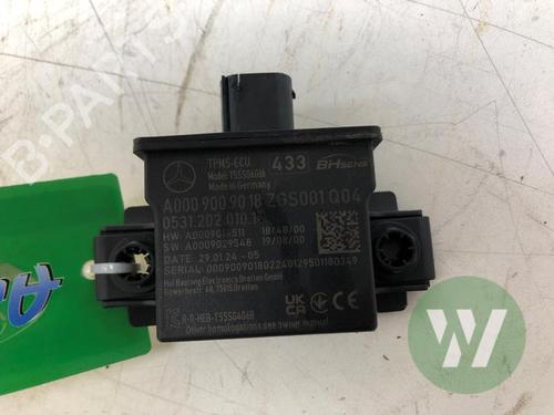 Used Electronic module Electronic module MERCEDES-BENZ CLA Shooting Brake (X118) CLA 200 Mild-Hybrid (118.687) (163 hp) 39915169 39915169