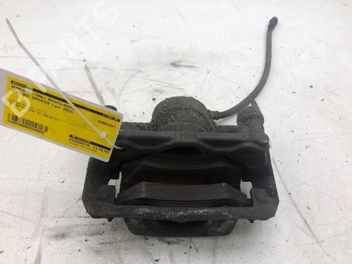 Used Right rear brake caliper MERCEDES-BENZ SPRINTER 3,5-t Platform/Chassis (B907, B910) 316 CDI RWD (907.131, 907.133, 907.135, 907.231, 907.233... (163 hp) 25294605