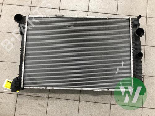 Used Water radiator Water radiator 36874236 36874236