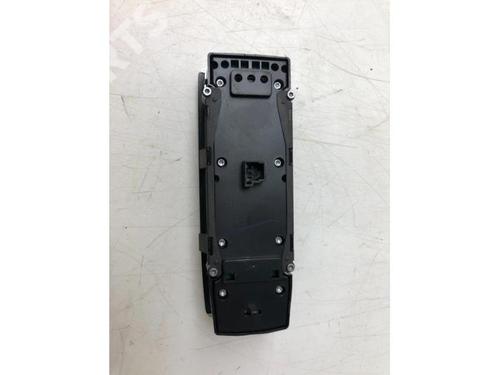 Switch MERCEDES-BENZ B-CLASS Sports Tourer (W246, W242) B 180 (246.242) | BP10160633I30 