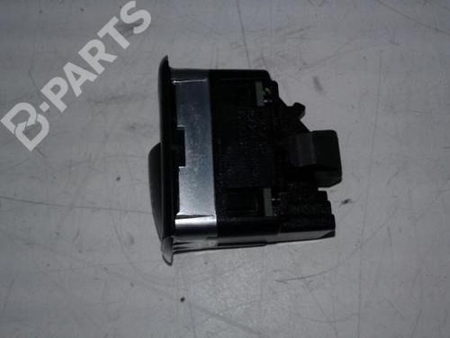 Switch MERCEDES-BENZ CLA Shooting Brake (X117) CLA 180 (117.942) | BP9660054I30 