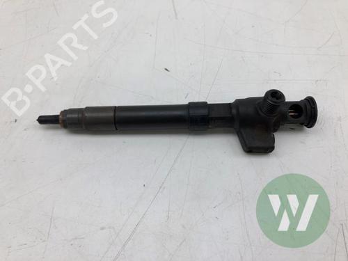 Inyector OPEL VIVARO C Van (K0) 2.0 (144 hp) 31748520