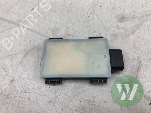 Used Electronic sensor Electronic sensor RENAULT MEGANE E-TECH SUV EV60 (BNJ1) (218 hp) 39915928 39915928
