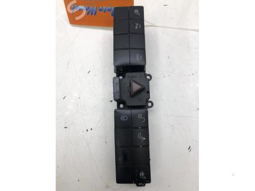 Used Warning switch MERCEDES-BENZ C-CLASS (W203) C 320 CDI (203.020) (224 hp) 20313831