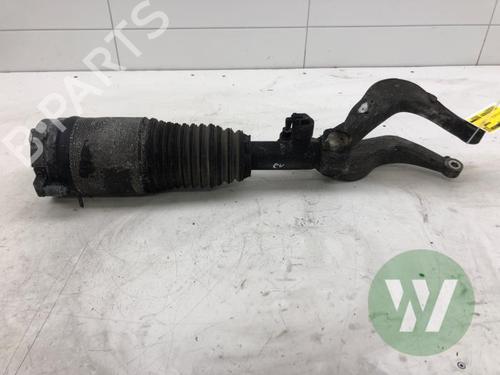 Used Right front shock absorber Right front shock absorber VOLVO XC60 II (246) T8 Hybrid AWD (456 hp) 39914380 39914380