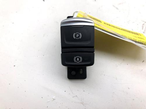 Used Switch RENAULT ZOE Hatchback Van (BFM_) Electric (BFMC, BFMD) (136 hp) 30333867