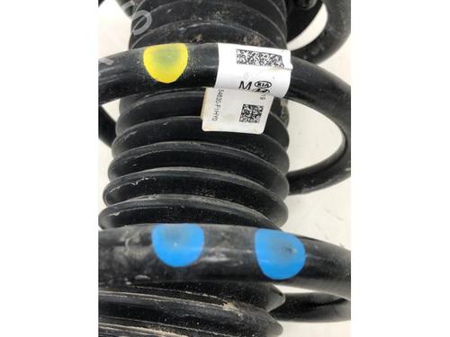 Right front shock absorber KIA SPORTAGE IV (QL, QLE) 1.6 GDI | BP29848663M17