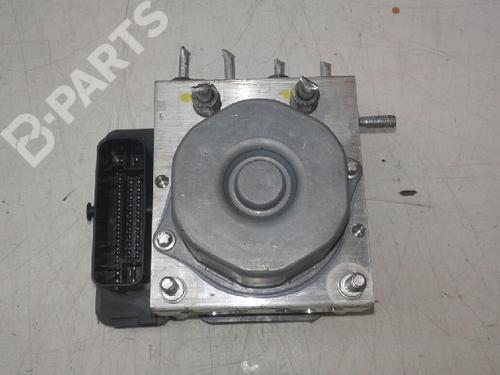 Used ABS pump DACIA SANDERO II TCe 90 (B8M1, B8MA, B8AC) (90 hp) 4776043
