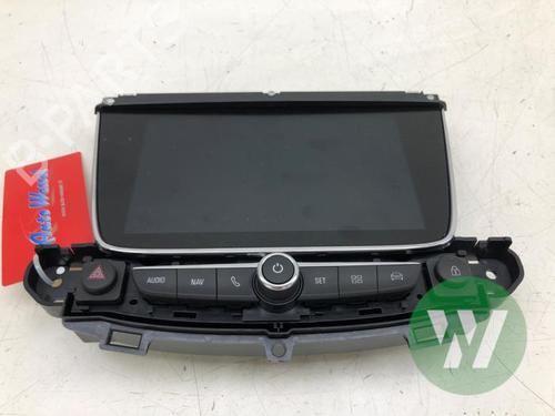 Afficheur OPEL CROSSLAND X / CROSSLAND (P17, P2QO) 1.2 (75) (131 hp) 33110164