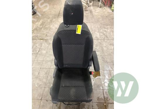 Sedile anteriore destro TOYOTA PROACE Van (MDZ_) 2.0 D4d (MDZ6, MDZ5) (177 hp) 32024370