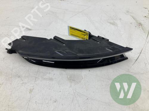 Used Left taillight Left taillight PORSCHE TAYCAN (Y1A) 4S Performance Battery Plus (Y1ADB1) (571 hp) 39914754 39914754