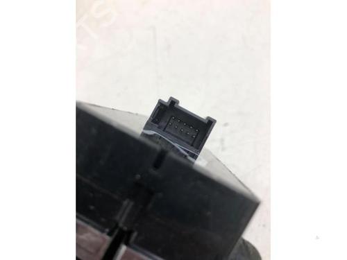 Switch AUDI E-TRON (GEN) 55 quattro | BP23087941I30 