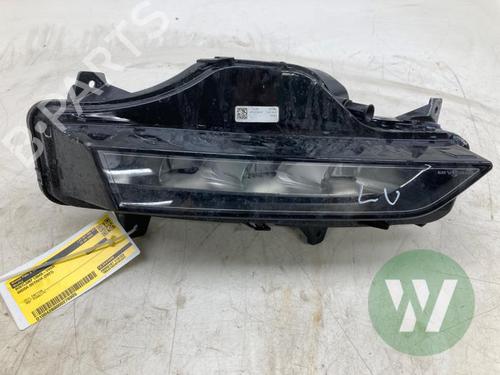 Used Left front fog light Left front fog light SKODA OCTAVIA IV Combi (NX5, PV5) 1.5 TSi (150 hp) 39993076 39993076