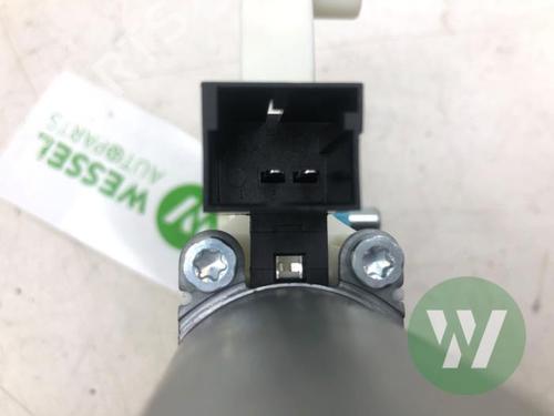 Left front window motor AUDI Q5 (GUB) SQ5 TFSI quattro | BP40618522E21 - Image 3