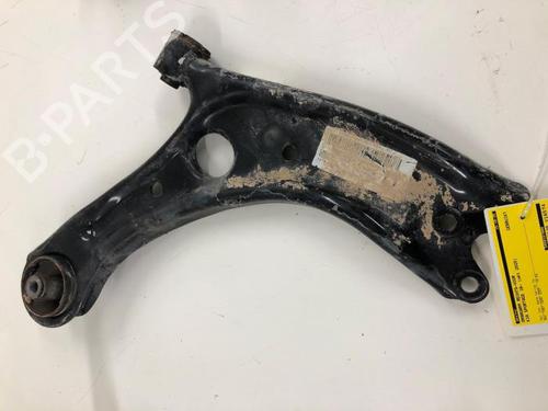 Used Right front suspension arm KIA SPORTAGE IV (QL, QLE) 1.6 GDI (132 hp) 29761455
