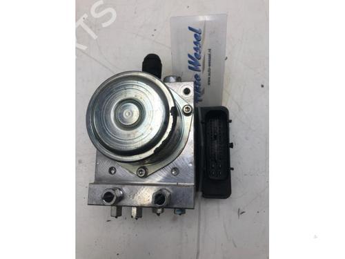 Used ABS pump NISSAN JUKE (F15) 1.5 dCi (110 hp) 22628378
