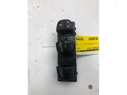 Used Left front window switch NISSAN QASHQAI II SUV (J11, J11_) 1.2 DIG-T (115 hp) 20153635