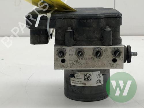 ABS Bremseaggregat TOYOTA PROACE Van (MDZ_) 2.0 D4d (MDZ6, MDZ5) (177 hp) 31319712