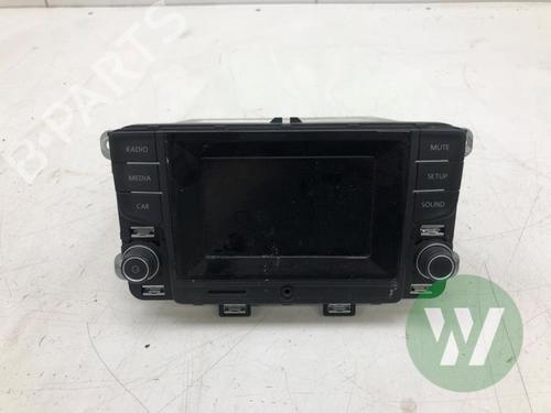 Bilradio Bilradio VW POLO V (6R1, 6C1) 1.4 TDI (90 hp) 33851645 33851645