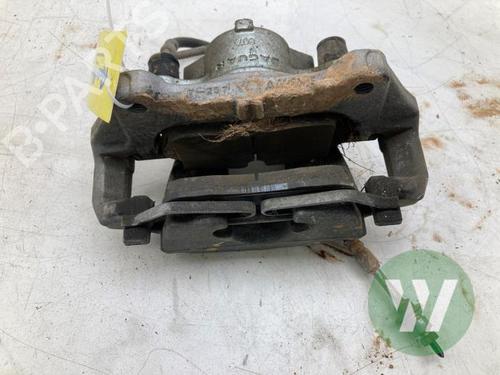 pinca-travao-frente-direita-jaguar-f-pace-x761-2015-32179808 main image