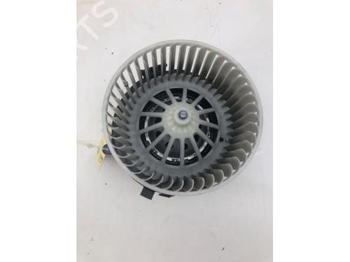 Used Heater blower motor OPEL CROSSLAND X / CROSSLAND (P17, P2QO) 1.2 (75) (110 hp) 19300943