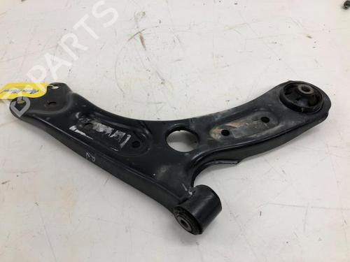 Used Right front suspension arm KIA CEED (CD) 1.4 (99 hp) 29517276