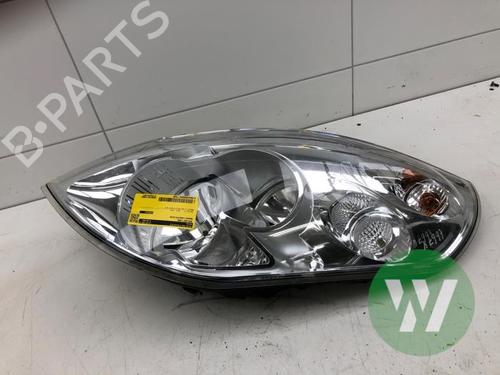 Used Left headlight Left headlight RENAULT MASTER III Platform/Chassis (EV, HV, UV) 2.3 dCi 170 FWD (EV0L, HV0L, UV0L) (170 hp) 40453389 40453389