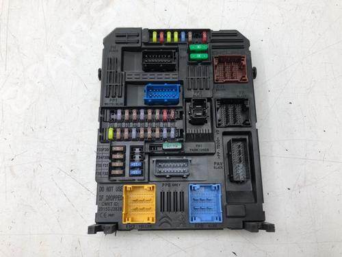 Fuse box OPEL CROSSLAND X / CROSSLAND (P17, P2QO) 1.2 (75) | BP23644635E1